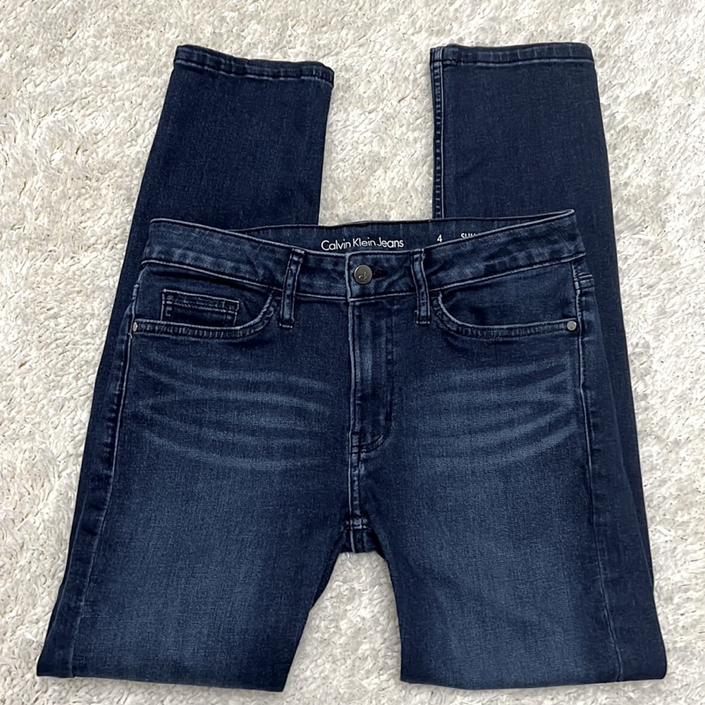 CALVIN KLEIN JEANS